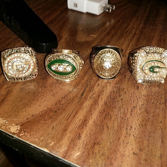 Packer super bowl rings - Picture 1 of 5